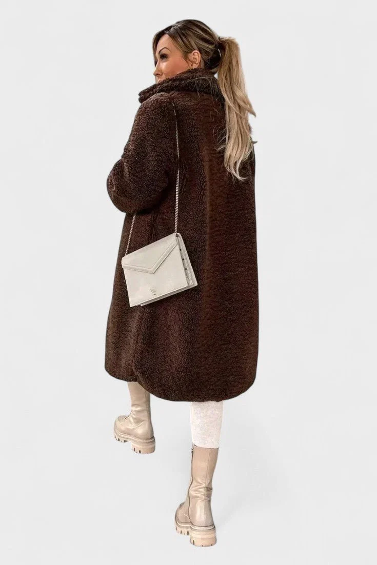 Freja Andersen | Elegant teddyjakke i luksuriøst design - Billede 9